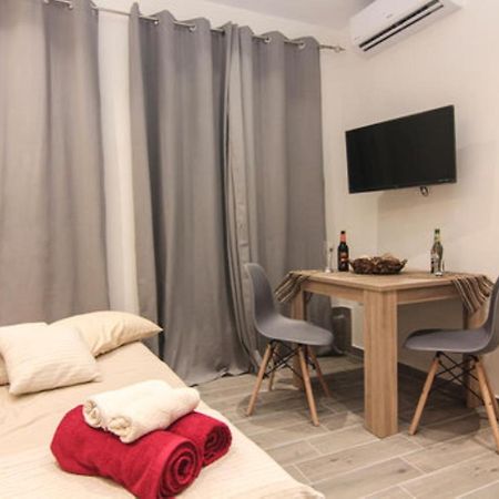 Contemporary Studios Old Port By Corfuescapes Corfu  Bagian luar foto