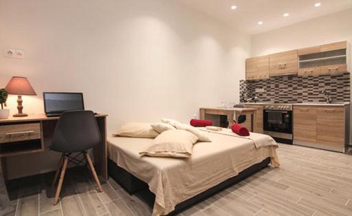 Contemporary Studios Old Port By Corfuescapes Corfu  Bagian luar foto