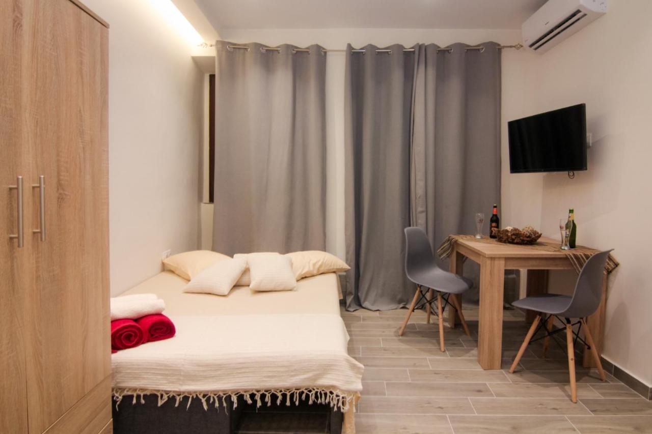 Contemporary Studios Old Port By Corfuescapes Corfu  Bagian luar foto